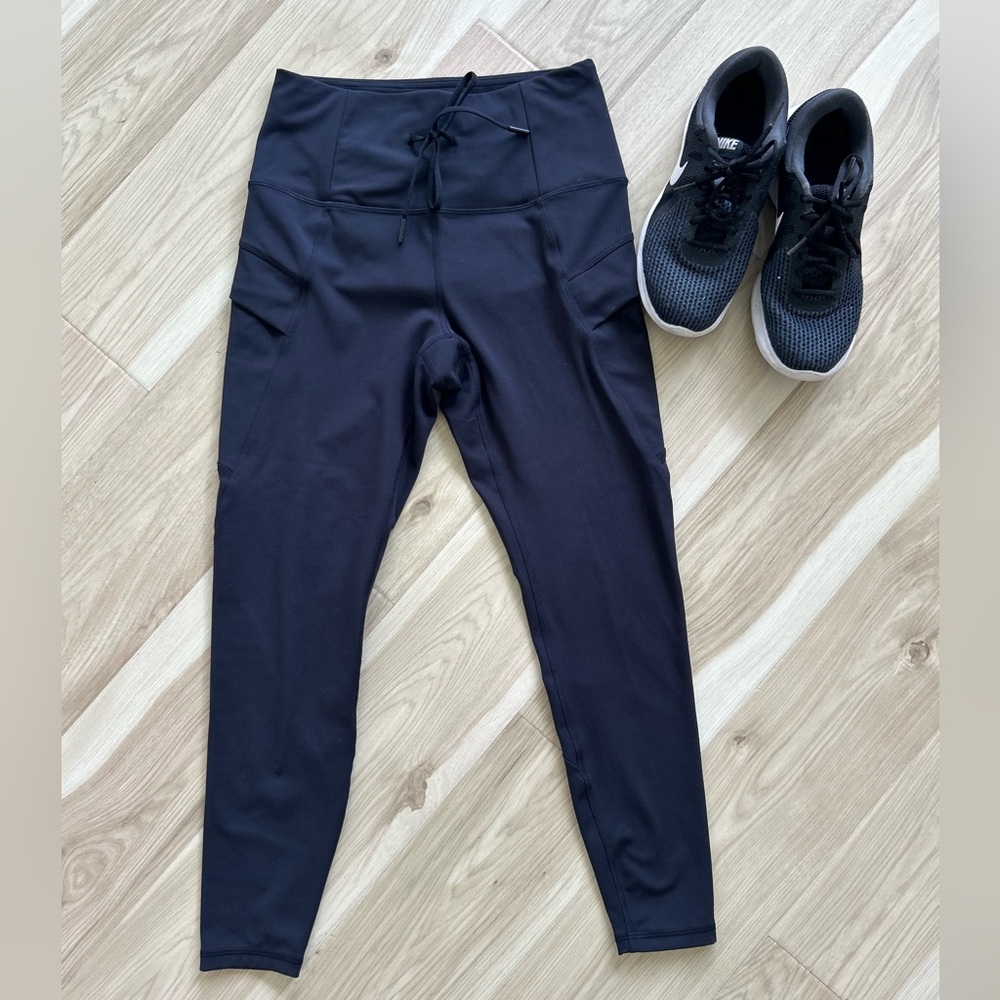 NWOT Spyder Active leggings. Black.